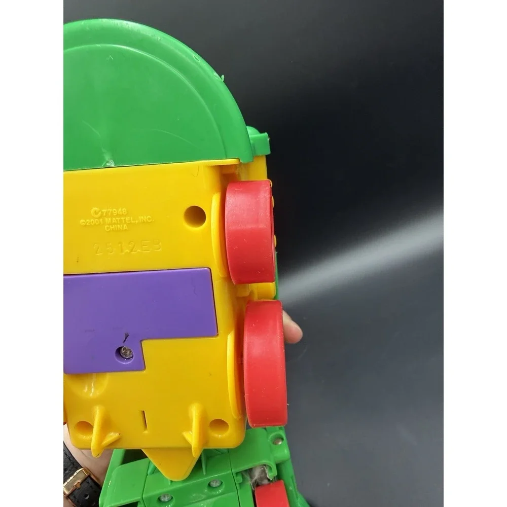 Little People Yellow Musical Zoo Train Zookeeper Tiger Parrot 2001 - NON WORKING